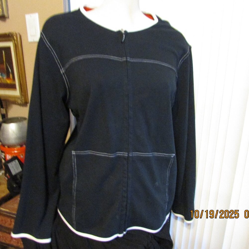 Liz Claibourne Front Zipper cardigan